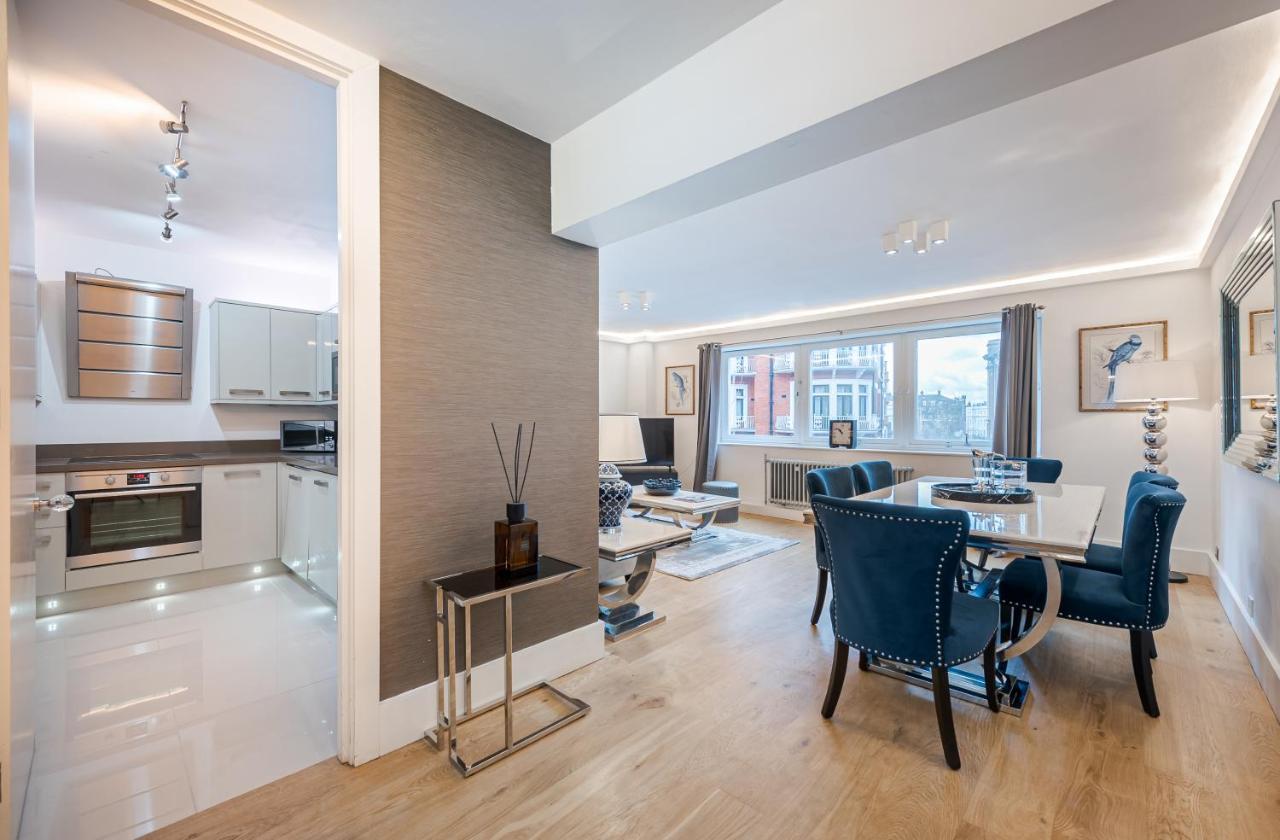 Beautiful One-Bedroom Flat In Knightsbridge Harrods At Your Door Step Apartment London